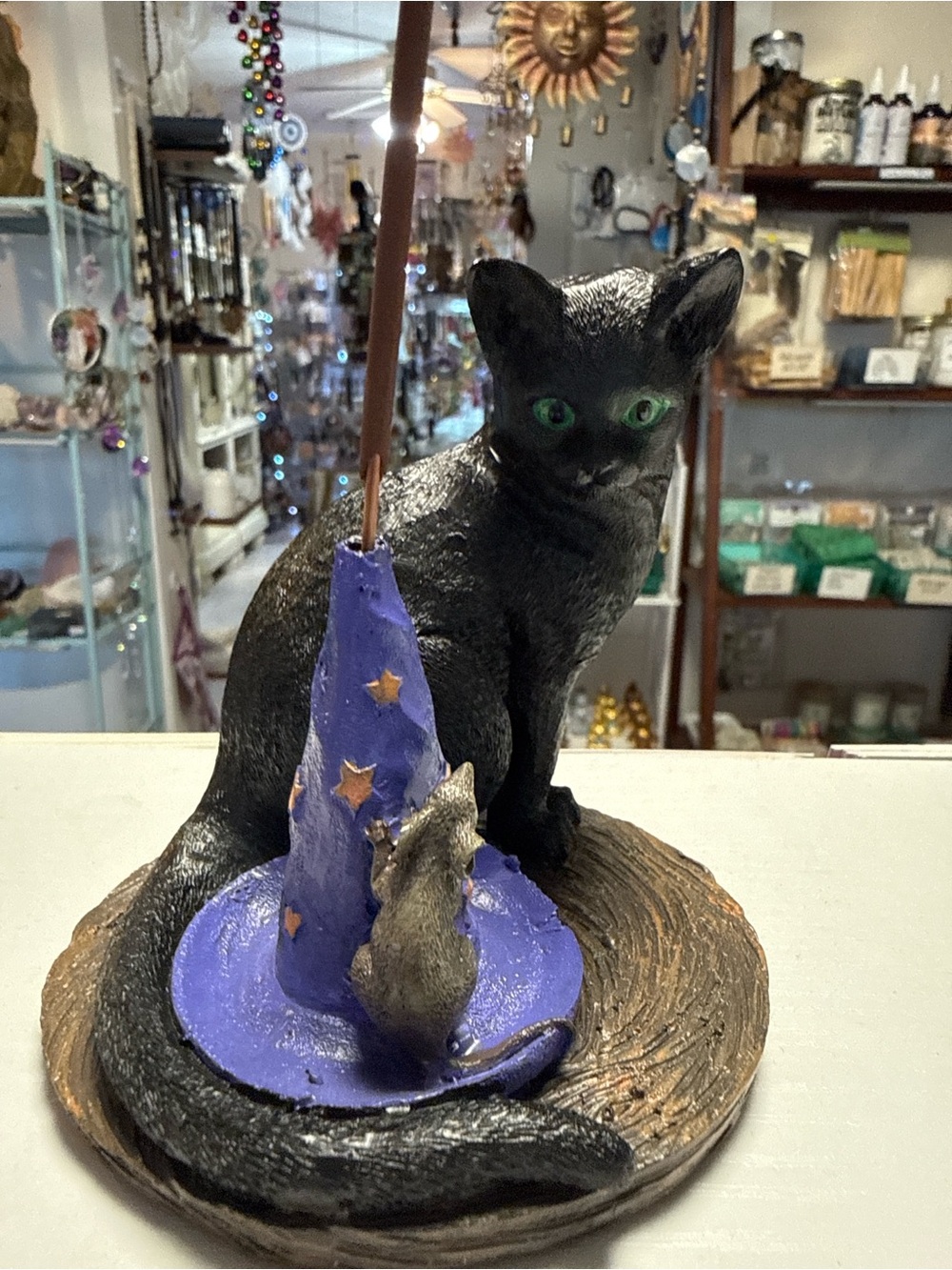 Black Cat Incense Holder with Purple Cone - Decorative Pet-Themed Accent